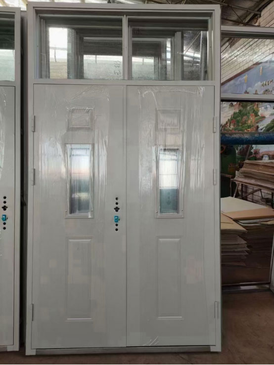 温宿学校教室门 温宿学校教室门